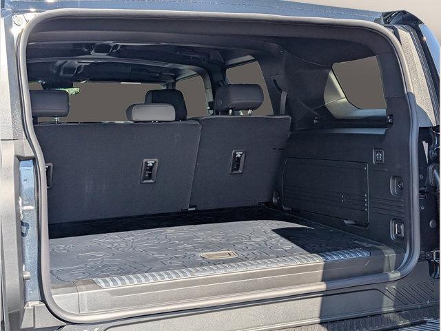 Photo of 2025 Graphite Blue Metallic GMC HUMMER EV SUV