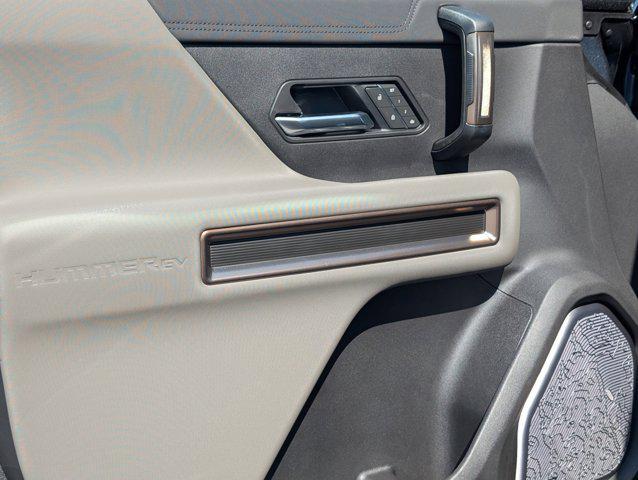 Photo of 2025 Graphite Blue Metallic GMC HUMMER EV SUV