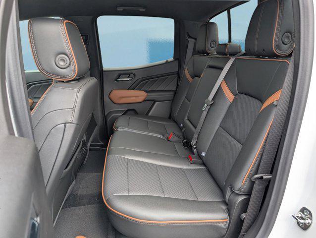 Photo of 2025 Summit White GMC Canyon