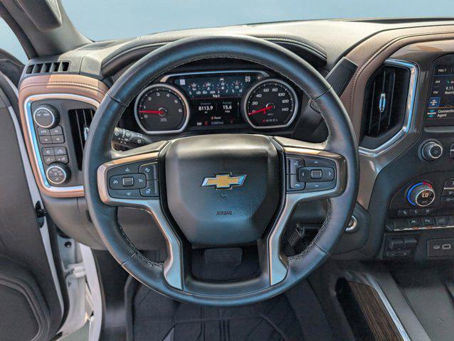 Photo of 2022 Iridescent Pearl Tricoat Chevrolet Silverado 1500