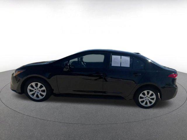 Photo of 2024 Midnight Black Metallic Toyota Corolla