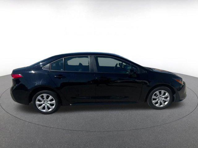 Photo of 2024 Midnight Black Metallic Toyota Corolla