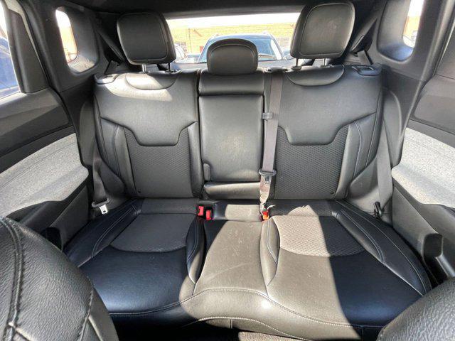 Photo of 2023 Bright White Clearcoat Jeep Compass