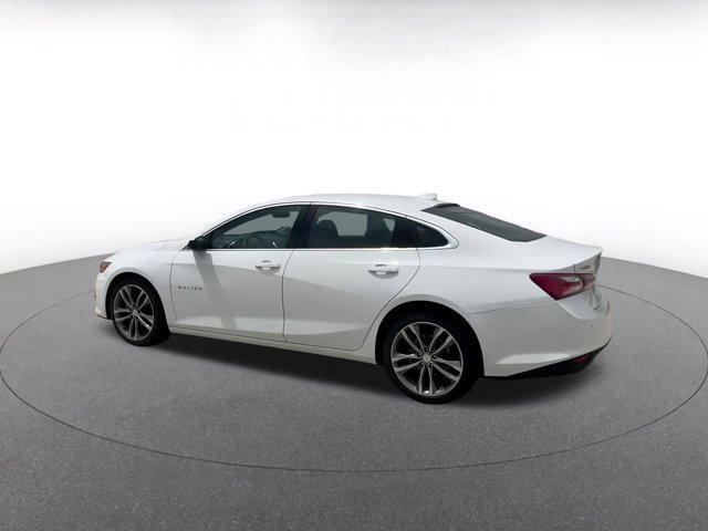 Photo of 2024 Summit White Chevrolet Malibu