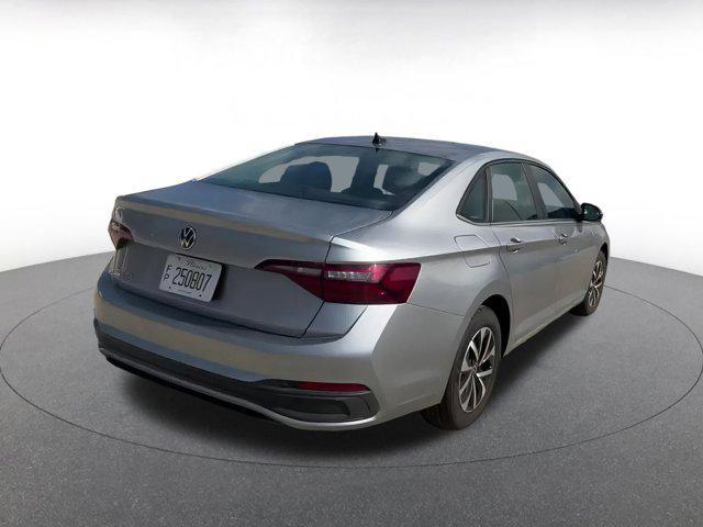 Photo of 2024 Pyrite Silver Metallic Volkswagen Jetta