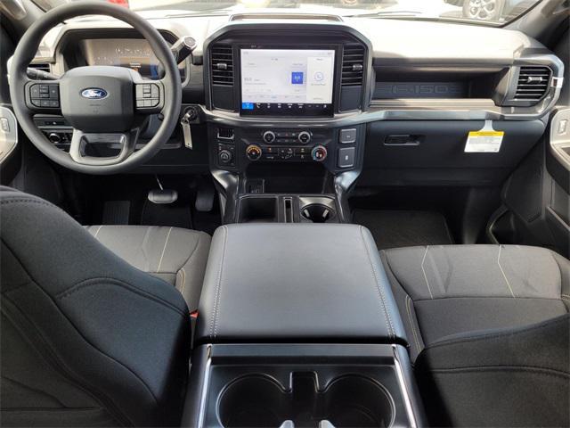 Photo of 2025 Oxford White Ford F-150