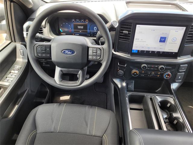 Photo of 2025 Oxford White Ford F-150