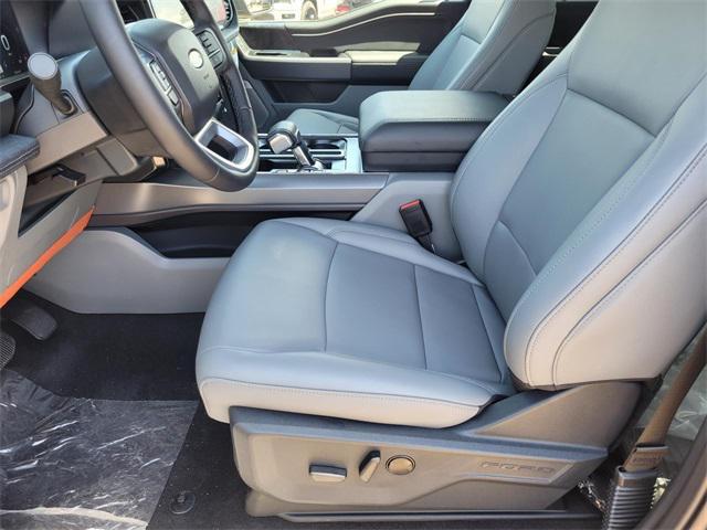 Photo of 2025 Agate Black Metallic Ford F-150 Lightning