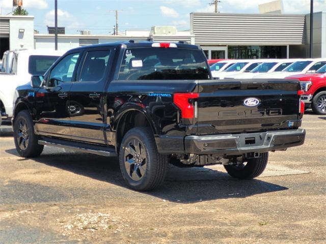 Photo of 2025 Agate Black Metallic Ford F-150 Lightning