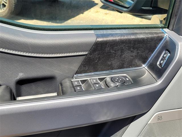 Photo of 2025 Agate Black Metallic Ford F-150 Lightning