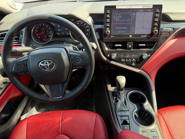 Photo of 2024 White / Black Toyota Camry