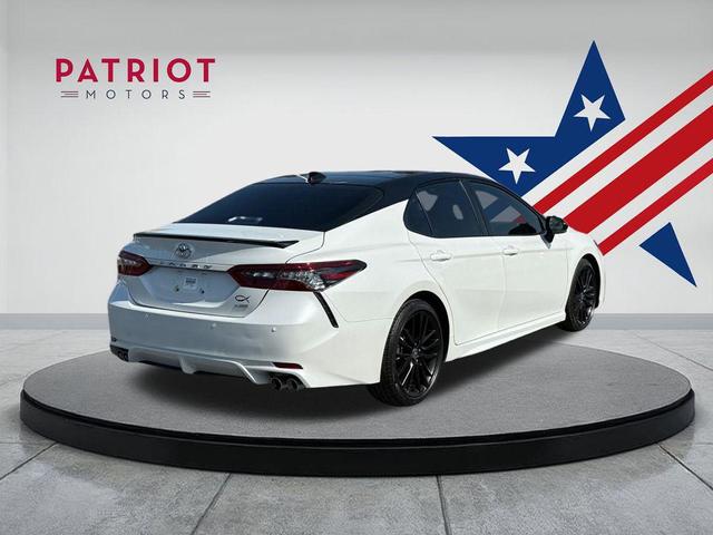 Photo of 2024 White / Black Toyota Camry