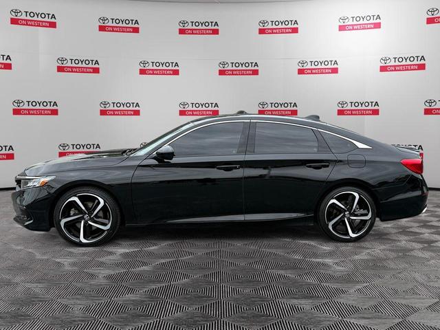 Photo of 2022 Crystal Black Pearl Honda Accord