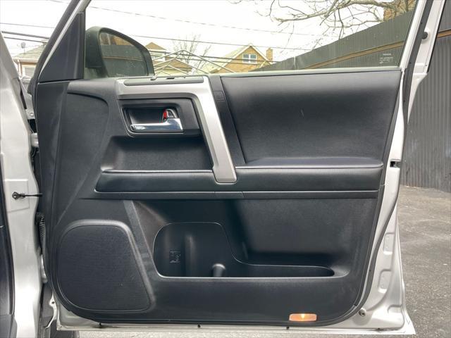 Photo of 2024 Classic Silver Metallic Toyota 4Runner