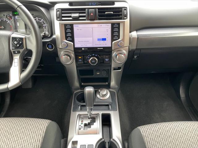 Photo of 2024 Classic Silver Metallic Toyota 4Runner