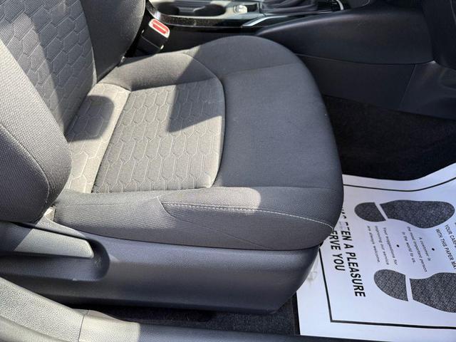Photo of 2020 Oxide Bronze Toyota Corolla