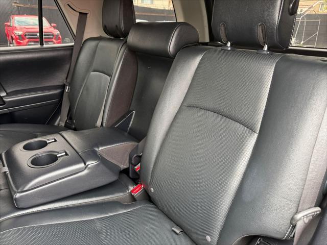 Photo of 2021 Midnight Black Metallic Toyota 4Runner