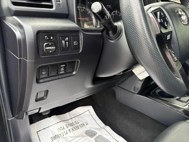 Photo of 2021 Midnight Black Metallic Toyota 4Runner