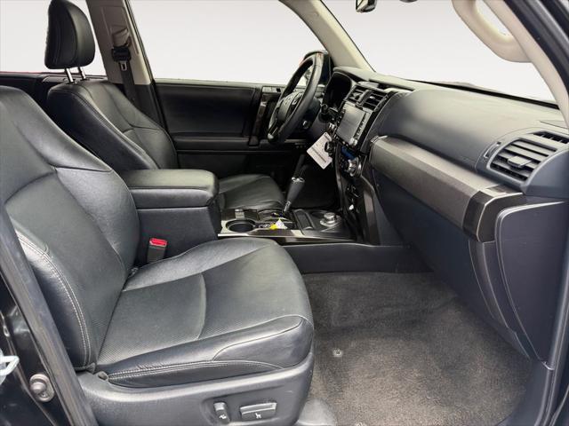 Photo of 2021 Midnight Black Metallic Toyota 4Runner