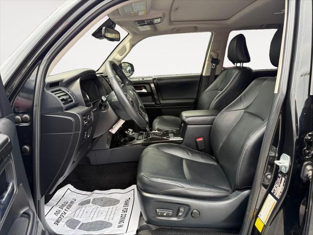 Photo of 2021 Midnight Black Metallic Toyota 4Runner