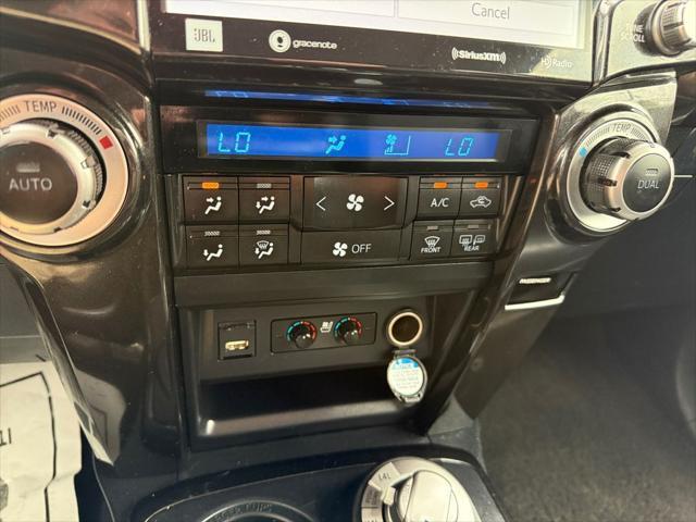 Photo of 2021 Midnight Black Metallic Toyota 4Runner