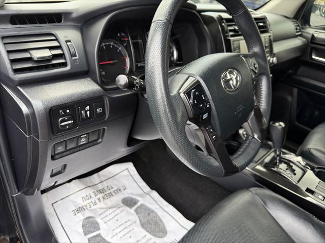 Photo of 2021 Midnight Black Metallic Toyota 4Runner