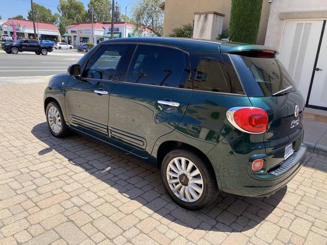 Photo of 2014 Verde Bosco Perla (Forest Green) FIAT 500L
