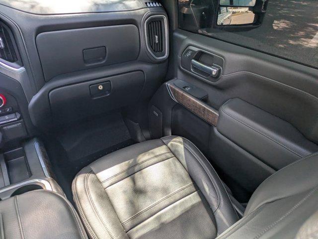 Photo of 2022 Quicksilver Metallic GMC Sierra 2500