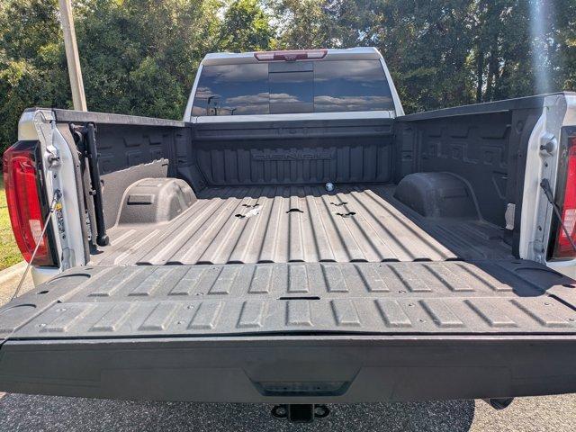 Photo of 2022 Quicksilver Metallic GMC Sierra 2500