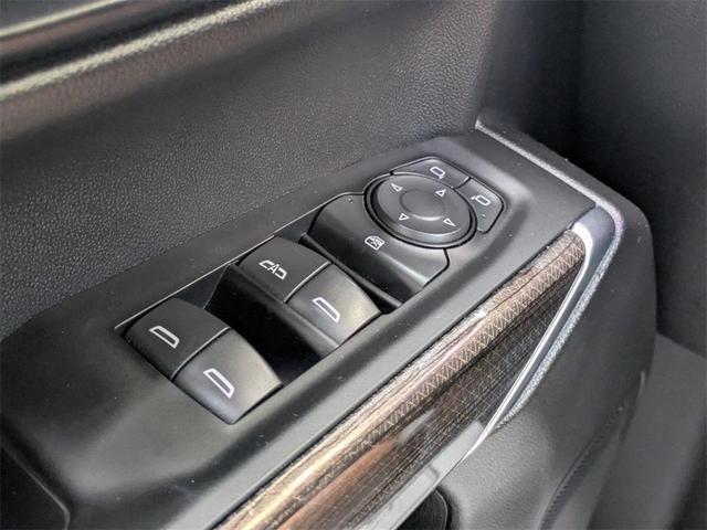 Photo of 2022 Northsky Blue Metallic Chevrolet Silverado 1500 Limited