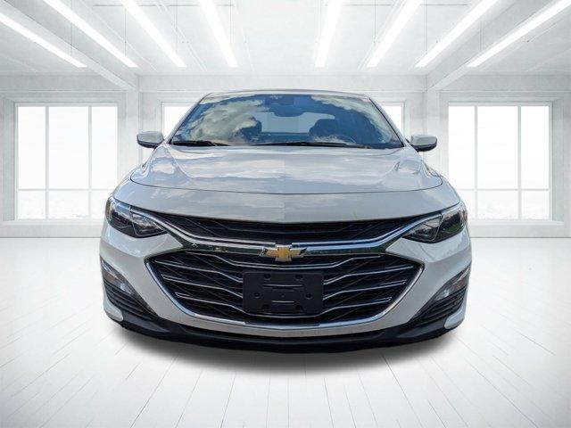 Photo of 2024 Summit White Chevrolet Malibu