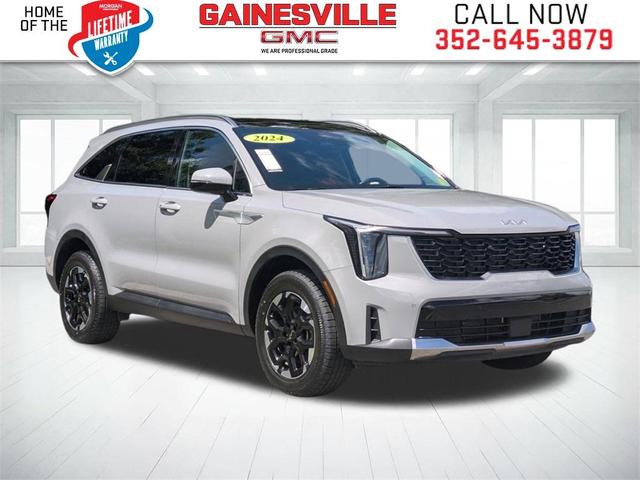 Photo of 2024 Wolf Gray Kia Sorento