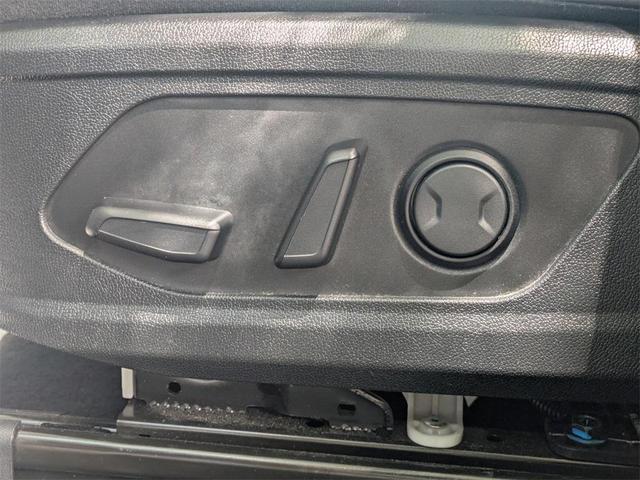 Photo of 2024 Wolf Gray Kia Sorento