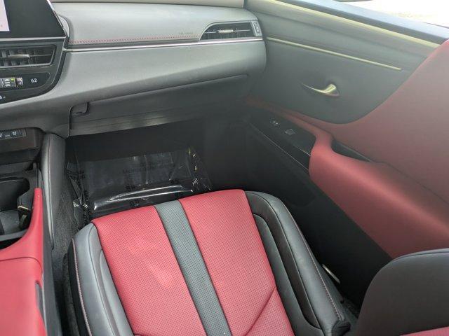 Photo of 2023 Iridium Lexus ES 350
