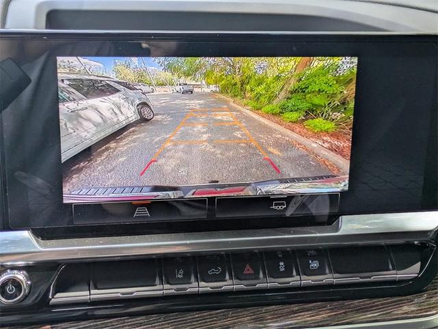 Photo of 2026 Summit White GMC Sierra 2500