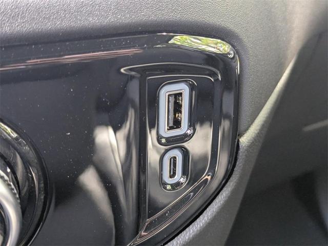 Photo of 2026 Summit White GMC Sierra 2500