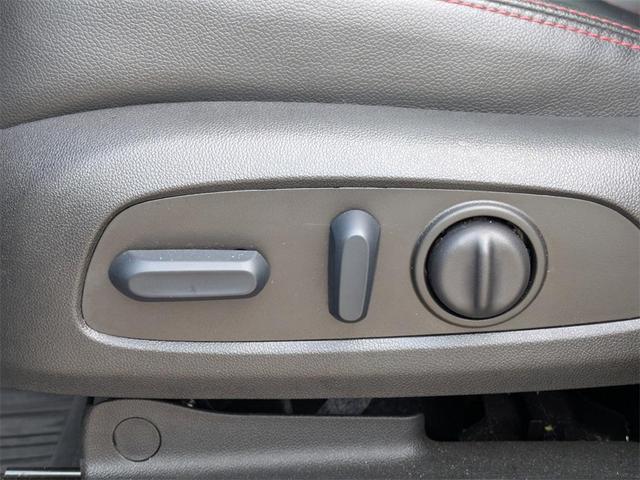 Photo of 2022 Blue Glow Metallic Chevrolet Equinox