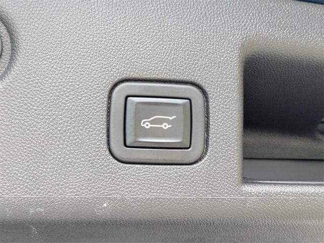 Photo of 2022 Blue Glow Metallic Chevrolet Equinox