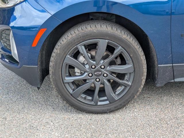 Photo of 2022 Blue Glow Metallic Chevrolet Equinox