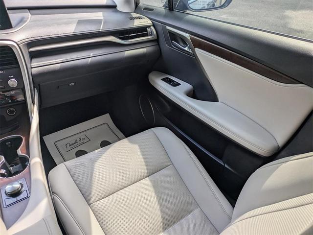 Photo of 2022 Gray Lexus RX 350