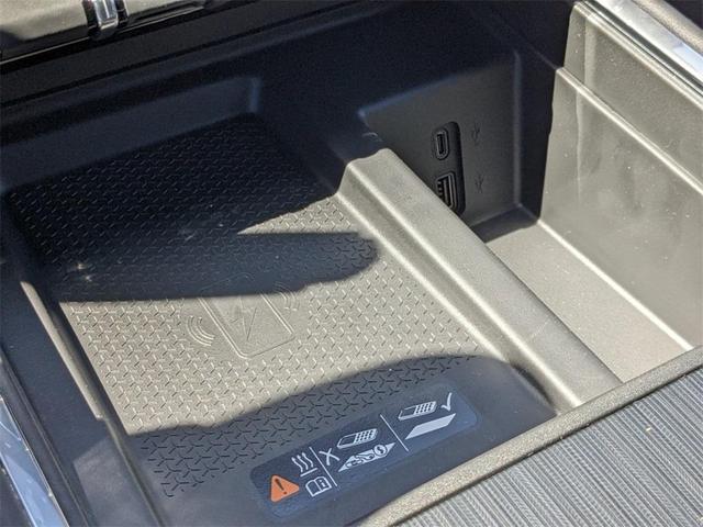 Photo of 2025 Volcanic Red GMC Acadia