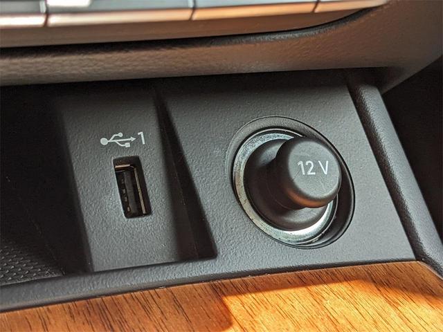 Photo of 2023 Daytona Gray Pearl Effect Audi Q5