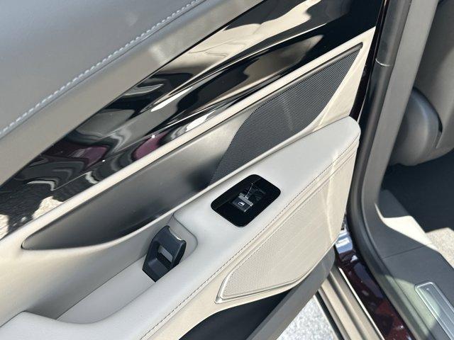 Photo of 2025 Diamond Red Lincoln Nautilus