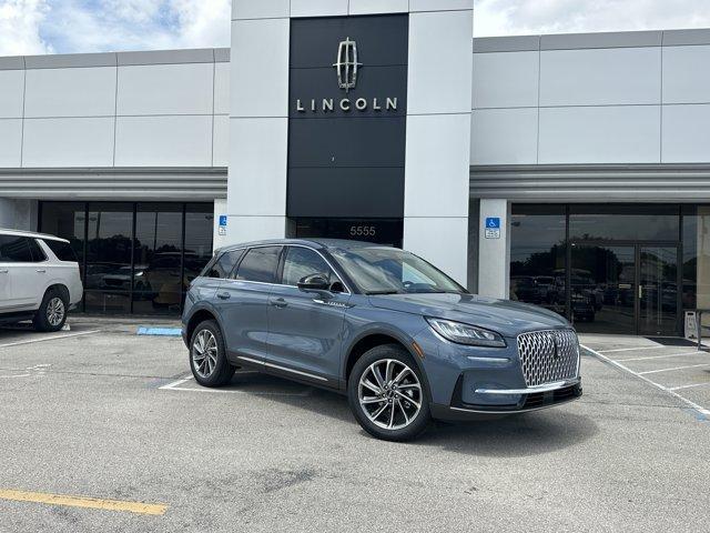 Photo of 2025 Whisper White Lincoln Corsair