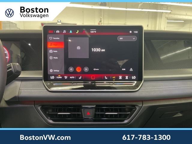 Photo of 2025 Platinum Gray Metallic Volkswagen Tiguan