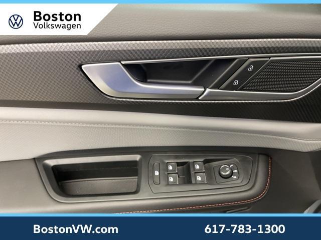 Photo of 2025 Pure Gray Volkswagen Atlas