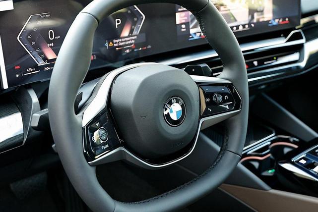 Photo of 2026 Oxide Gray Metallic BMW 530