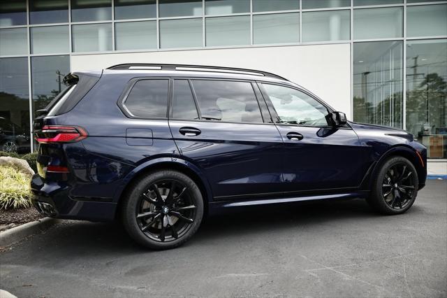 Photo of 2026 Tanzanite Blue II Metallic BMW X7