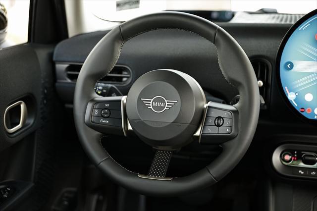 Photo of 2025 Silver MINI Hardtop