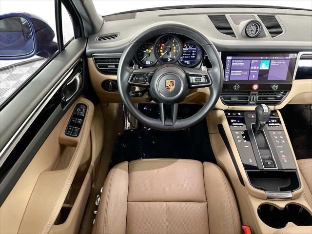 Photo of 2024 GENTIAN BLUE Porsche Macan